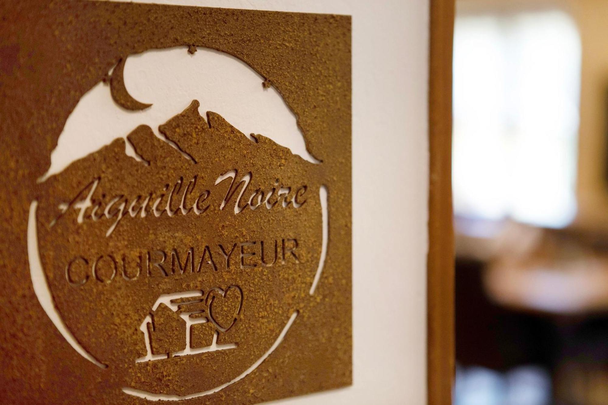 Aiguille Noire La Maison De Courma Courmayeur