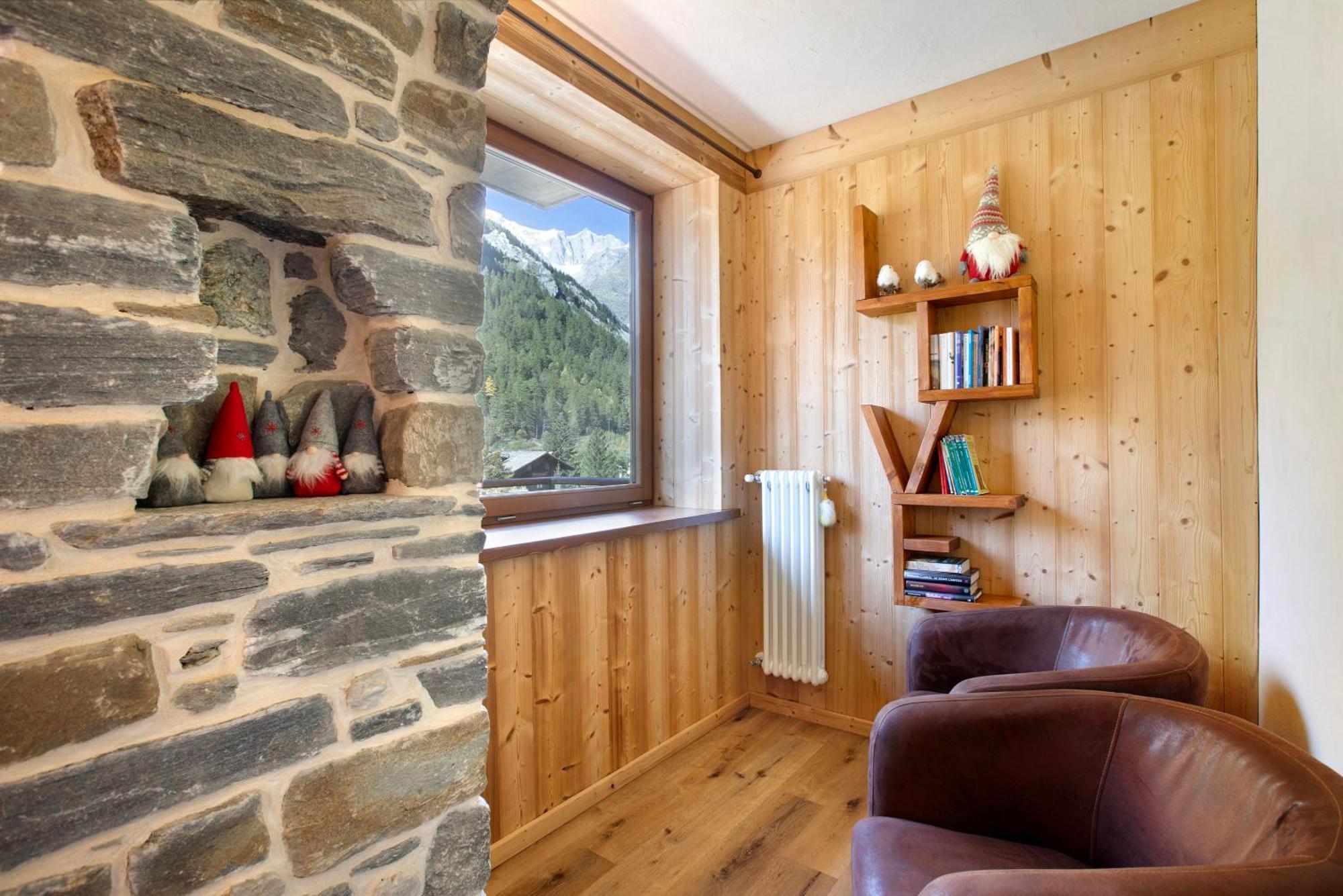 Aiguille Noire La Maison De Courma